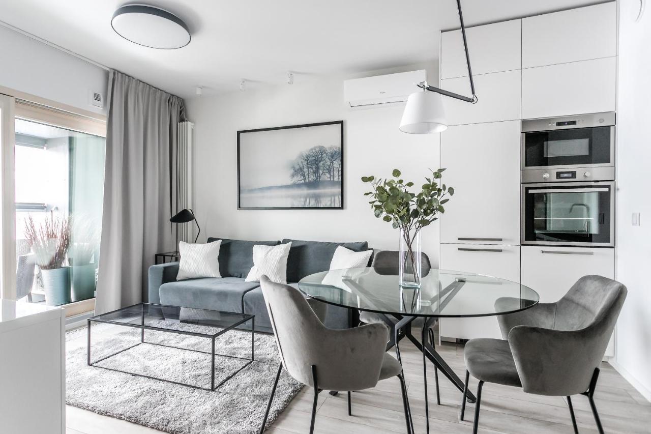 Mennica Residence Deluxe Варшава Екстер'єр фото