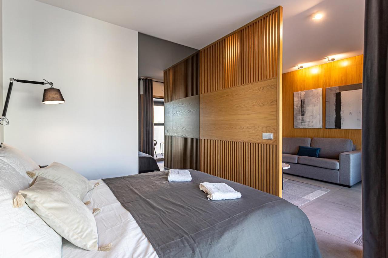 Mennica Residence Deluxe Варшава Екстер'єр фото